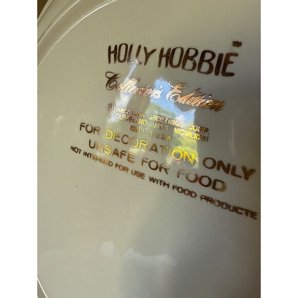 Holly Hobbie Collectors Edition Decorative Plate "The Happiest Times Vintage USA - Picture 4 of 12